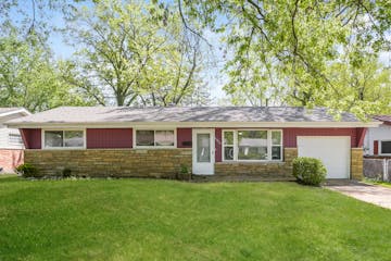 9930 DUKE DR St. Louis, MO 63136